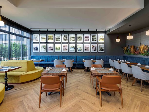 Imagen del bar/restaurante del Hotel M&ouml;venpick Trabzon. Foto 6