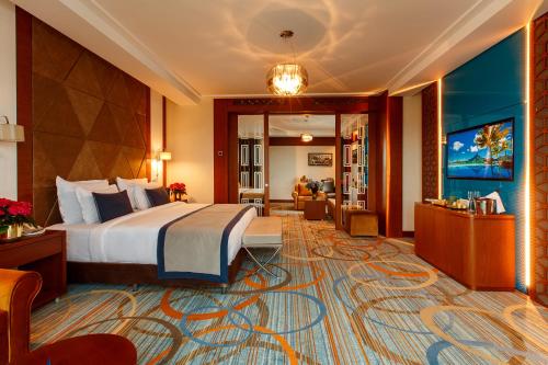 Imagen de la habitación del Hotel Mövenpick Winter Park Baku. Foto 17