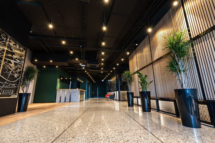 Imagen de los interiores del Hotel Mövenpick Zagreb. Foto 18