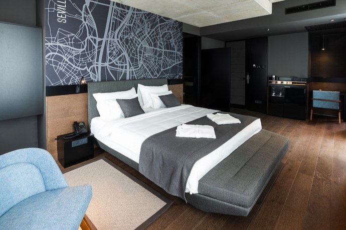 Imagen de la habitación del Hotel M&ouml;venpick Zagreb. Foto 5
