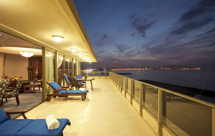 Imagen de la habitación del Hotel Mövenpick and Casino Malabata Tanger. Foto 4