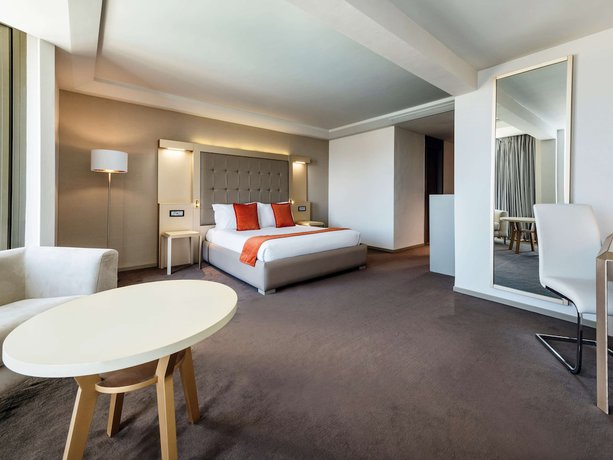 Imagen de la habitación del Hotel Mövenpick and Casino Malabata Tanger. Foto 12