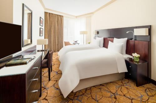 Imagen de la habitación del Hotel Mövenpick and Residence Hajar Tower Makkah. Foto 13