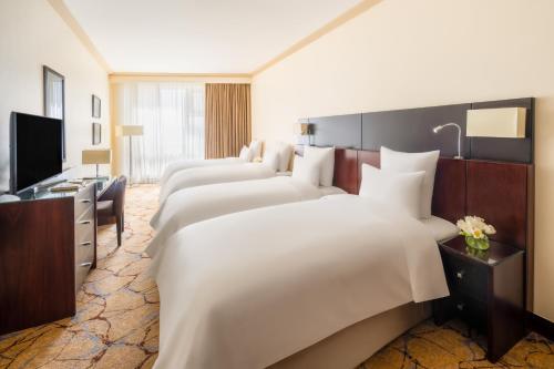 Imagen de la habitación del Hotel Mövenpick and Residence Hajar Tower Makkah. Foto 19