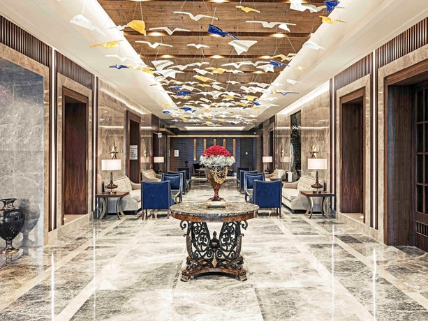 Imagen de los exteriores del Hotel M&ouml;venpick and Thermal Spa. Foto 7