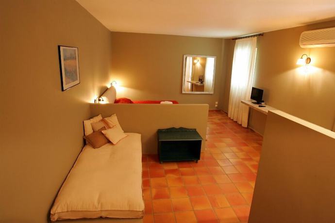 Imagen de la habitación del Hotel Mounda Beach. Foto 7