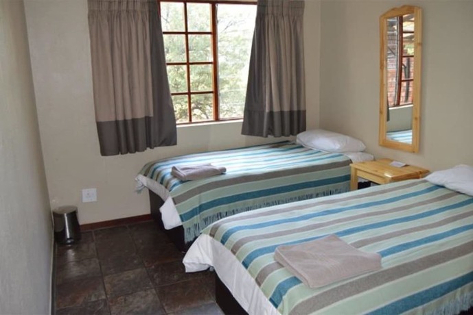 Imagen de la habitación del Hotel Mount Amanzi. Foto 20