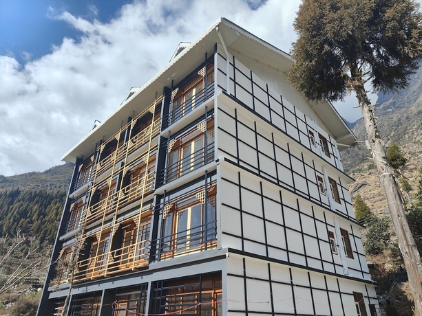 Imagen general del Hotel Mount Bayul Shangri-La Resort. Foto 2