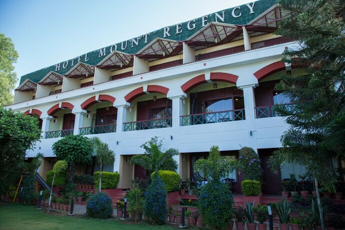 Imagen general del Hotel Mount Regency. Foto 1