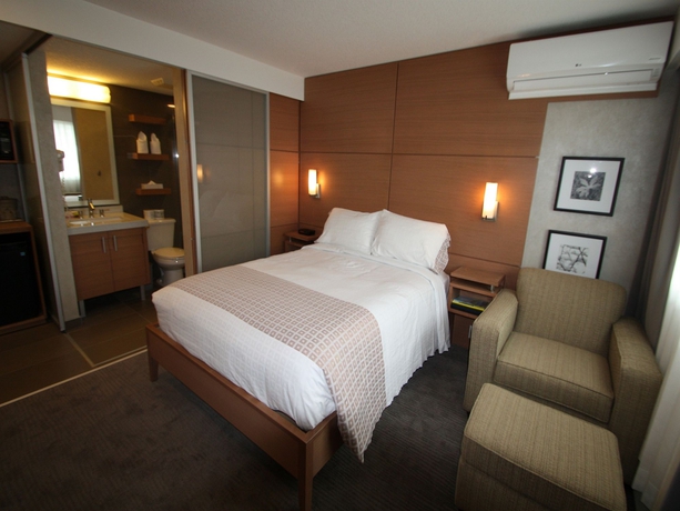 Imagen de la habitación del Hotel Mount Robson Inn. Foto 6