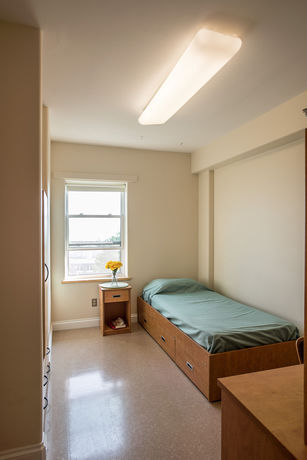 Imagen de los interiores del Hotel Mount Saint Vincent University Residence. Foto 12