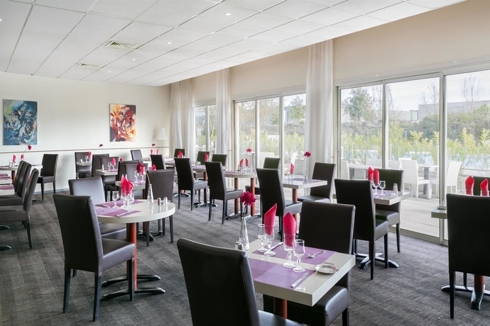 Imagen del bar/restaurante del Hotel Mount Ventùri - Restaurant Acampa. Foto 4