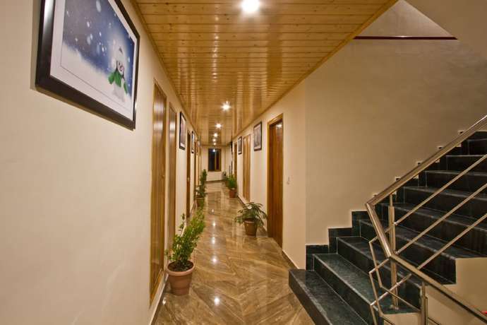 Imagen de los interiores del Hotel Mountain Abode. Foto 16