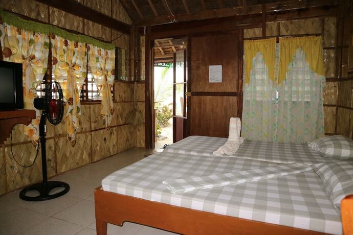 Imagen general del Hotel Mountain Beach Resort, Aninuan. Foto 7