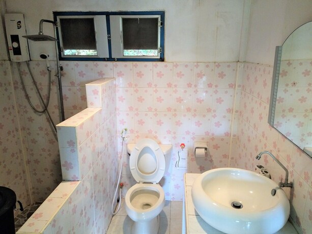 Imagen de la habitación del Hotel Mountain Beach Resort, Ban Phe. Foto 21