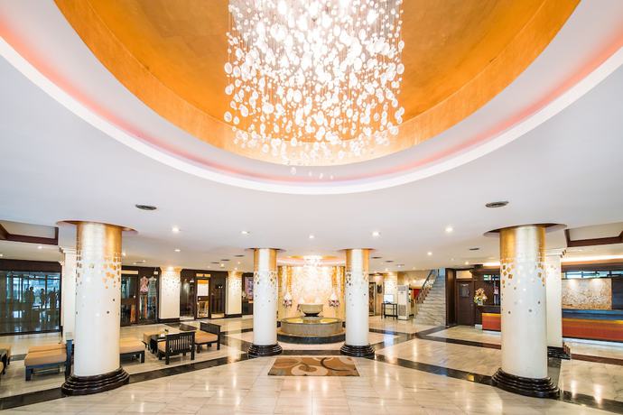 Imagen de los interiores del Hotel Mountain Beach Resort. Foto 14