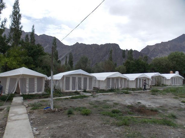 Imagen general del Hotel Mountain Camp. Foto 3