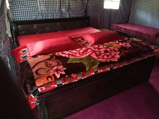 Imagen de la habitación del Hotel Mountain Deligh Camp Chopta. Foto 13