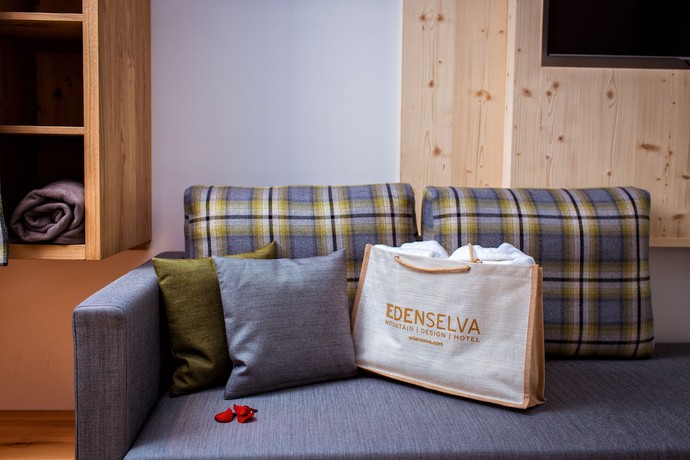 Imagen de la habitación del Hotel Mountain Design Eden Selva. Foto 16