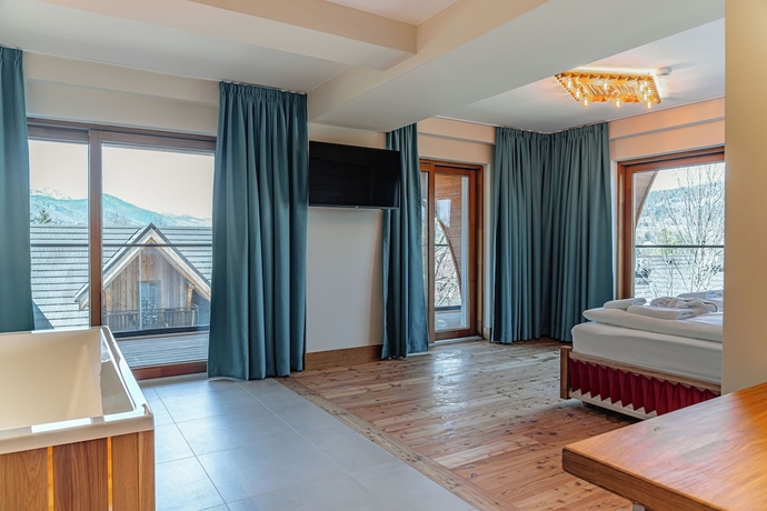Imagen de la habitación del Hotel Mountain Diamond Resort. Foto 5
