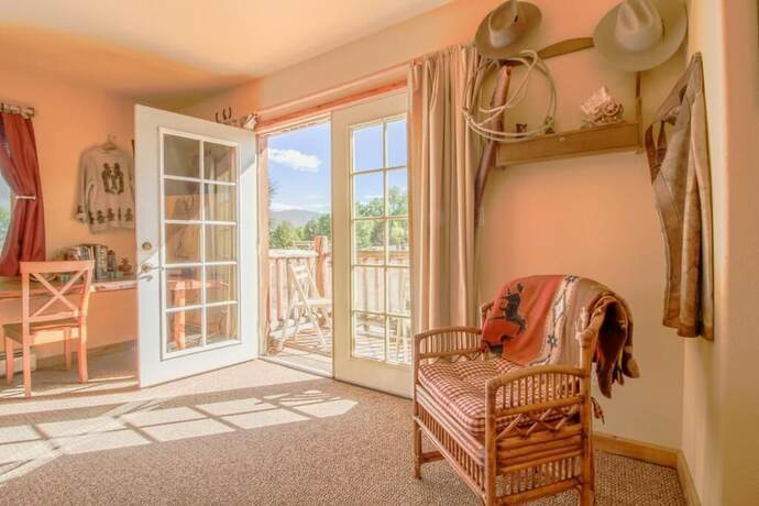 Imagen general del Hotel Mountain Goat Lodge. Foto 5