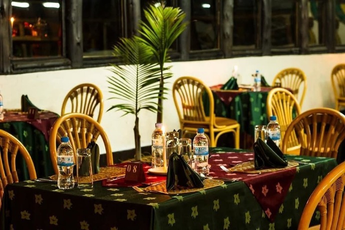 Imagen del bar/restaurante del Hotel Mountain Gorilla View Lodge. Foto 15