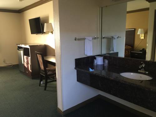 Imagen de la habitación del Hotel Mountain Inn, Ontario. Foto 7