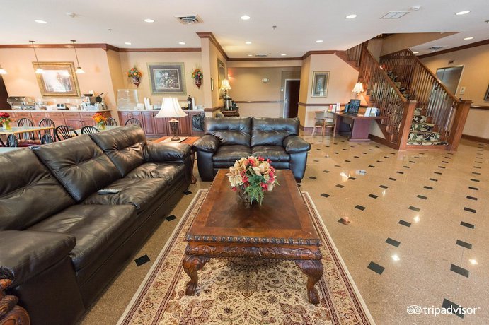 Imagen de los interiores del Hotel Mountain Inn and Suites. Foto 20