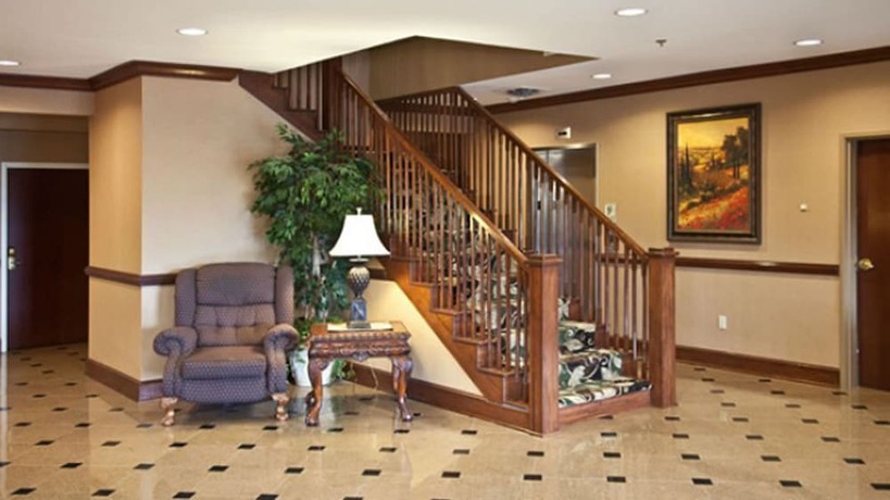 Imagen del bar/restaurante del Hotel Mountain Inn and Suites. Foto 9