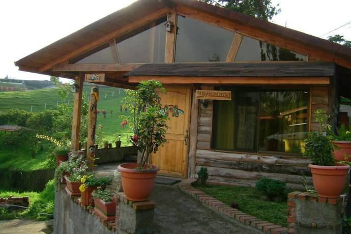 Imagen de los exteriores del Hotel Mountain Lodge CheTica. Foto 12