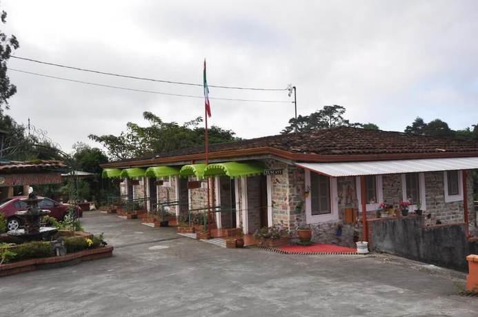 Imagen de los exteriores del Hotel Mountain Lodge CheTica. Foto 13