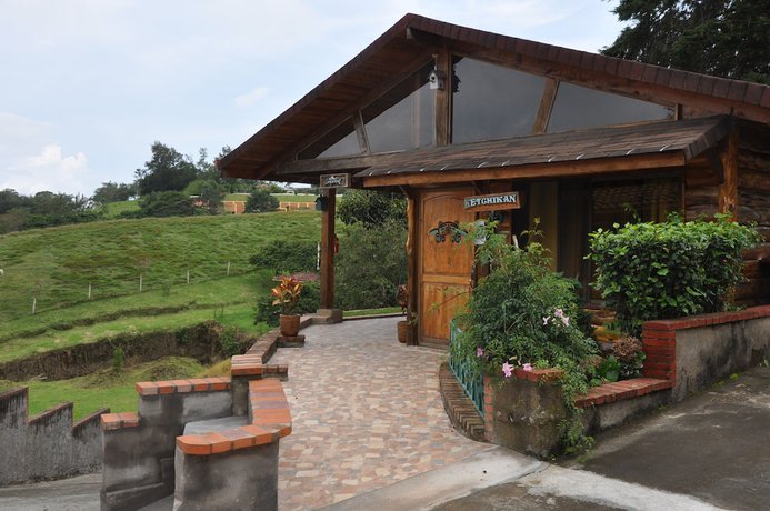 Imagen de la habitación del Hotel Mountain Lodge CheTica. Foto 8