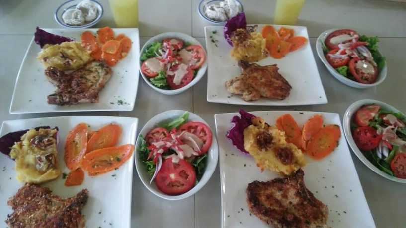 Imagen del bar/restaurante del Hotel Mountain Lodge CheTica. Foto 4