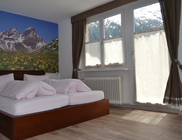 Imagen de la habitación del Hotel Mountain Lodge Sedrun. Foto 14