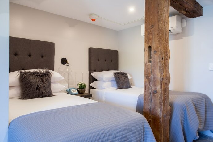 Imagen de la habitación del Hotel Mountain Meadows Lodge. Foto 19