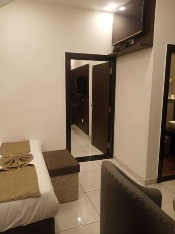 Imagen de la habitación del Hotel Mountain Midst. Foto 17