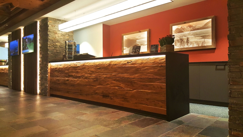 Imagen de los interiores del Hotel Mountain Plaza. Foto 21