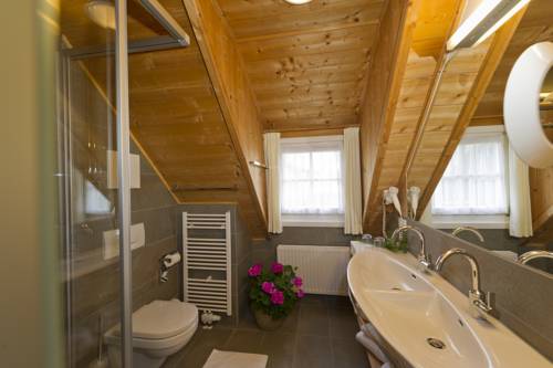 Imagen de la habitación del Hotel Mountain Resort Feuerberg. Foto 8