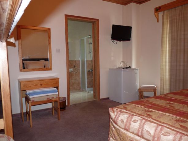 Imagen de la habitación del Hotel Mountain Rose Garden. Foto 6