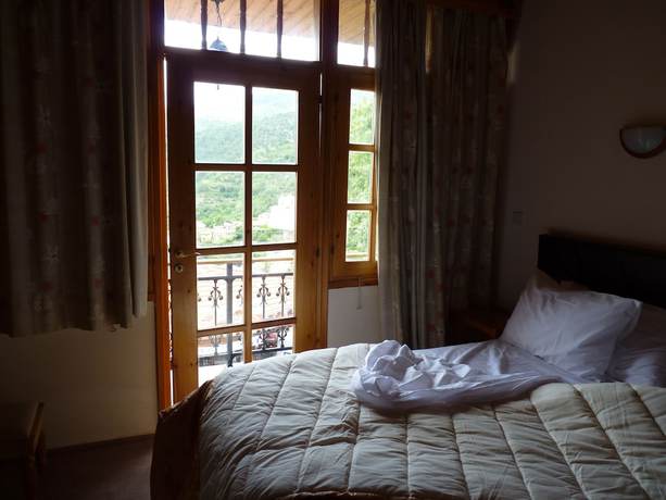 Imagen de la habitación del Hotel Mountain Rose Garden. Foto 8
