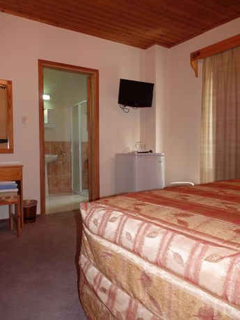 Imagen de la habitación del Hotel Mountain Rose Garden. Foto 17