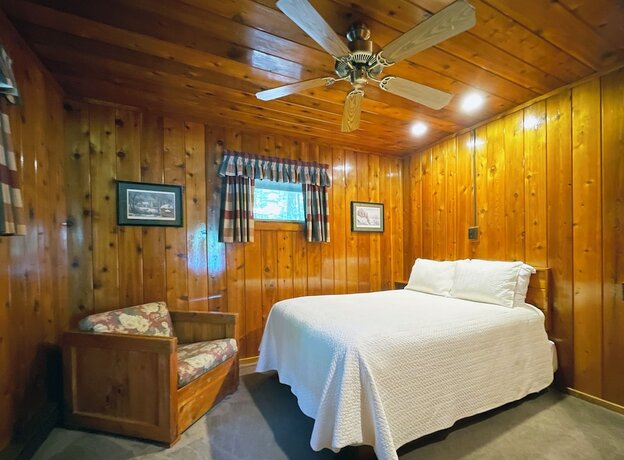 Imagen de la habitación del Hotel Mountain Springs Lake Resort. Foto 16