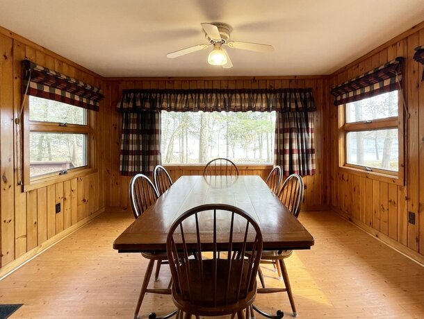 Imagen de la habitación del Hotel Mountain Springs Lake Resort. Foto 17