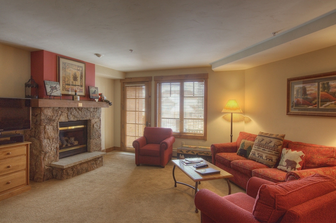 Imagen de los interiores del Hotel Mountain Thunder Lodge. Foto 11