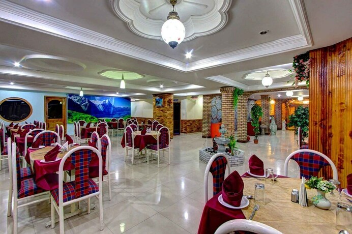 Imagen del bar/restaurante del Hotel Mountain Top. Foto 16