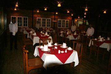 Imagen del bar/restaurante del Hotel Mountain Top, Kyaikto. Foto 5