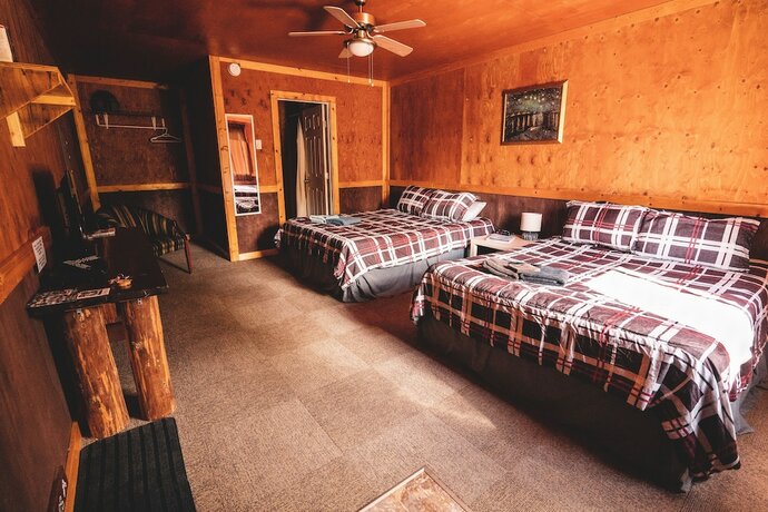 Imagen general del Hotel Mountain View Cabins, Golden. Foto 12