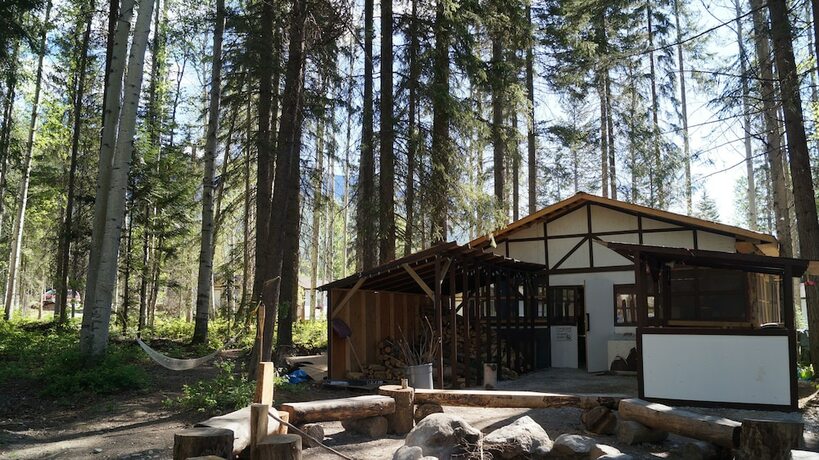Imagen general del Hotel Mountain View Cabins, Golden. Foto 14