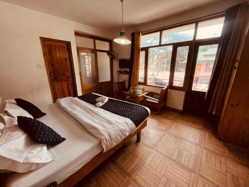 Imagen general del Hotel Mountain View Resort - A Hidden Resort Manali. Foto 16