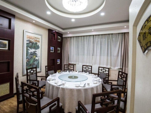 Imagen del bar/restaurante del Hotel Mountain Villa. Foto 4